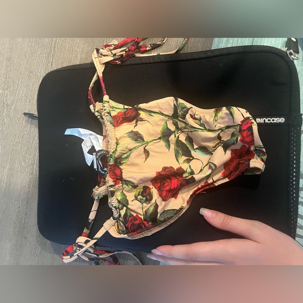 Authentic and RARE gorgeous new without tag dolce and gabbana bikini!!! 😍💗 - Picture 4 of 7